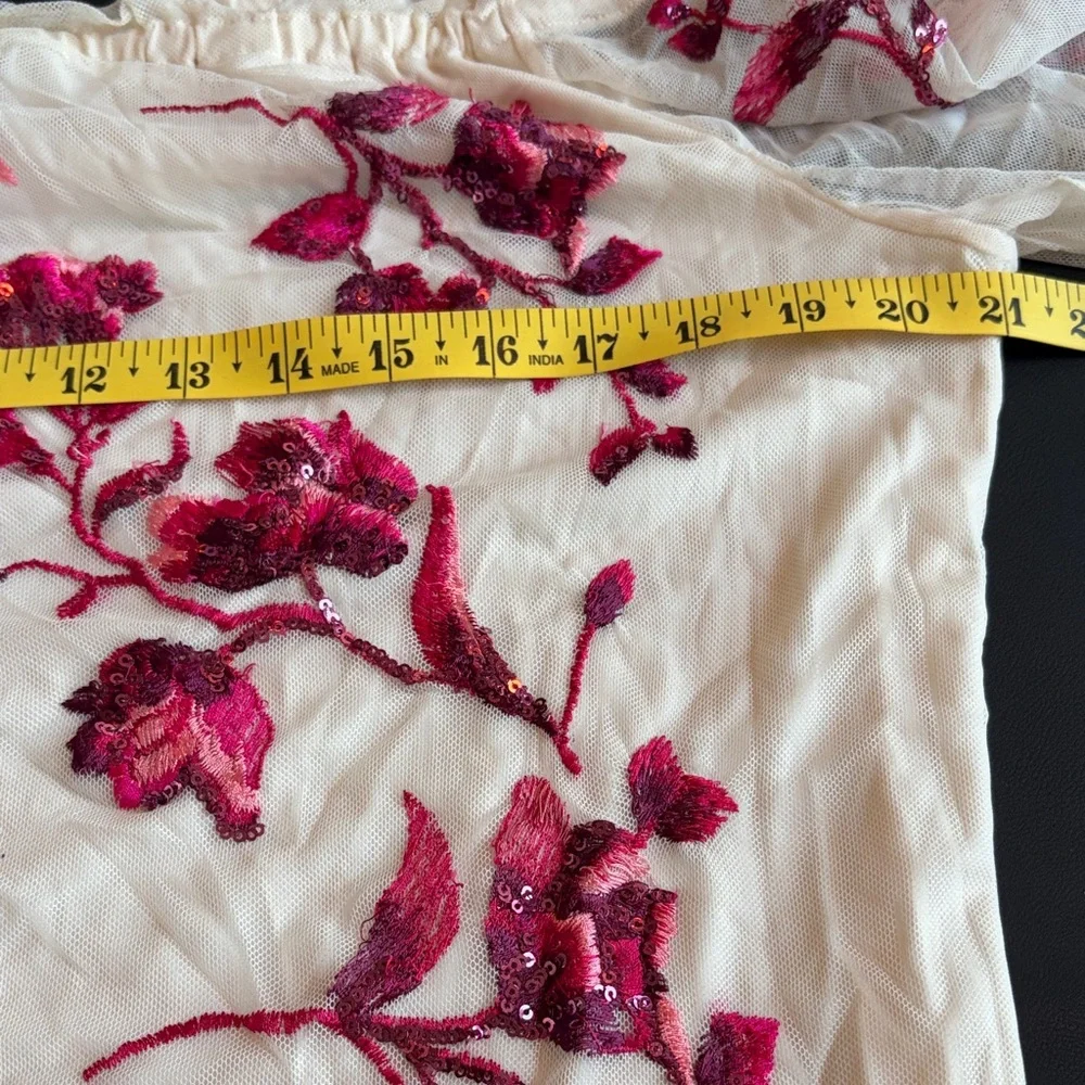 White House Black Market Pink Floral Embroidered Mesh Blouse XL